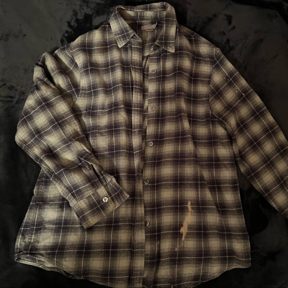Vintage J. Crew flannel shirt blue & gray plaid M medium 100% cotton bleach spot